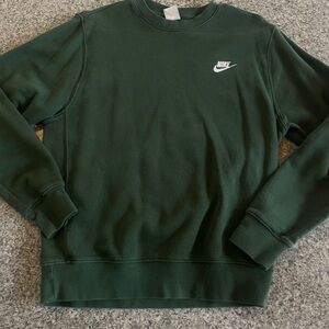 Nike Men's Green Sweater